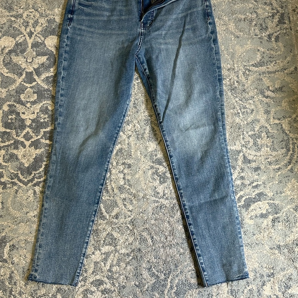 Classic Blue Washed Distressed Women's Jeans